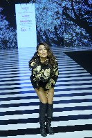 Shriya Saran graces Hyderabad Times Fashion Week
